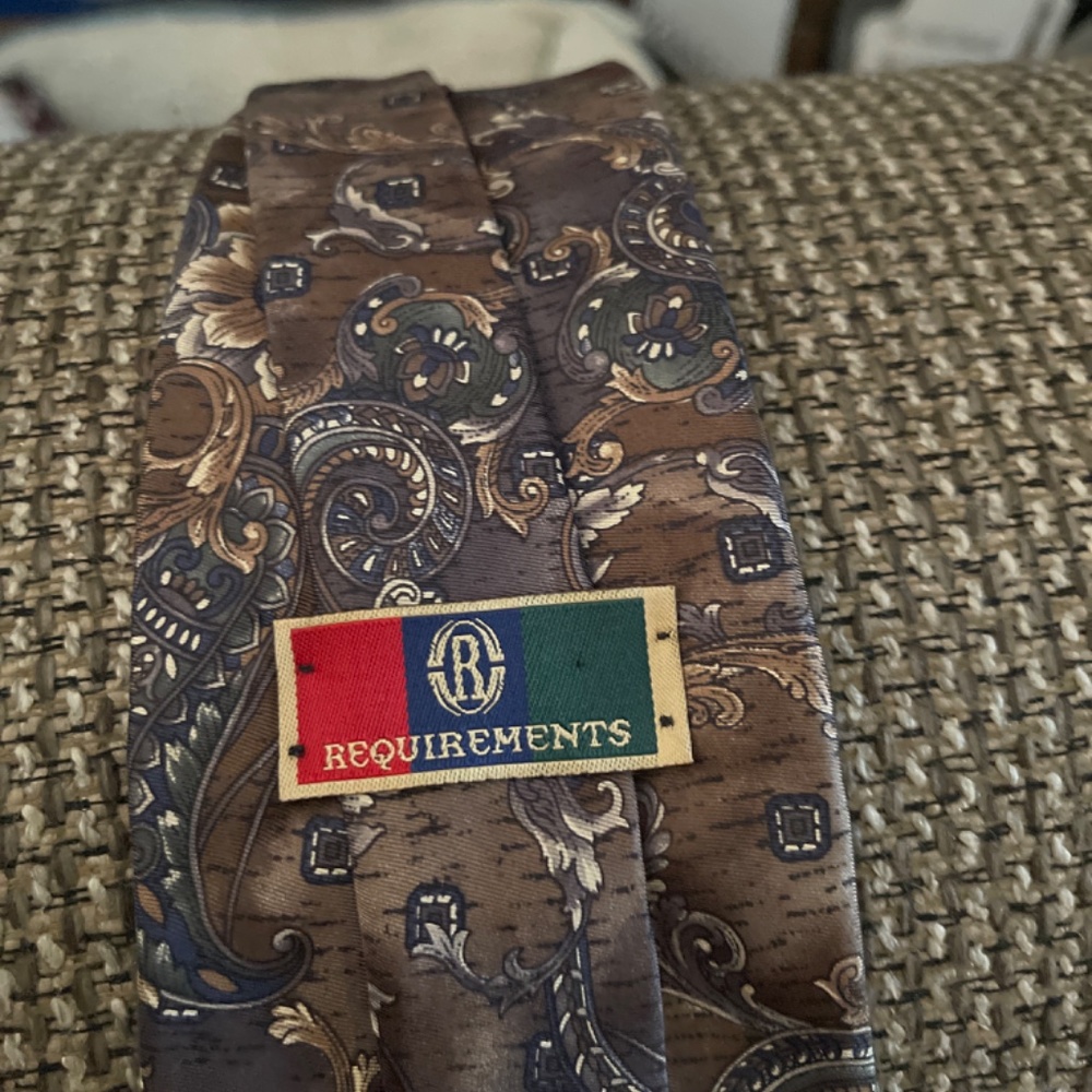 Requirements tie - Picture 2 of 2